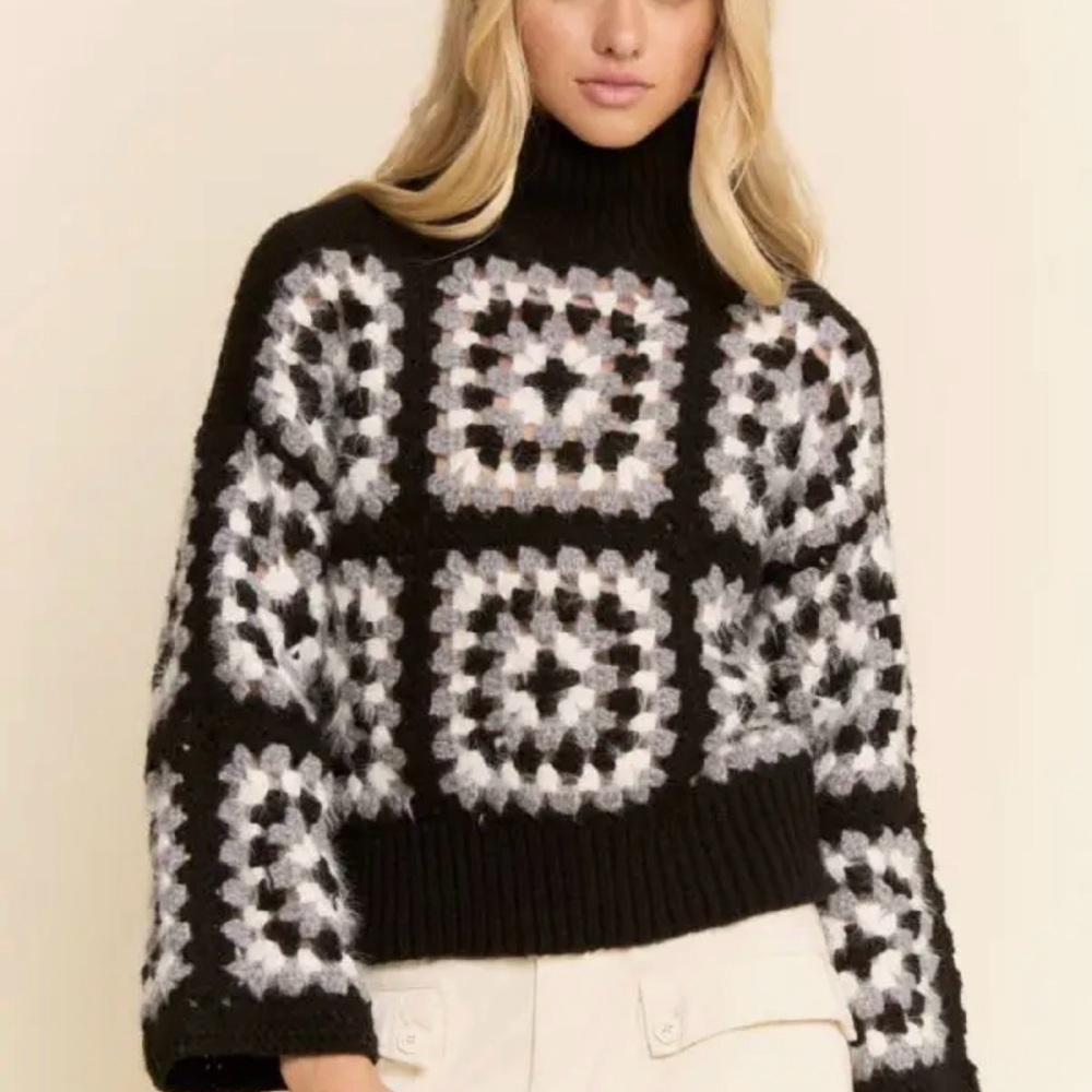 DAVI & DANI Monochrome Crochet Turtleneck Sweater